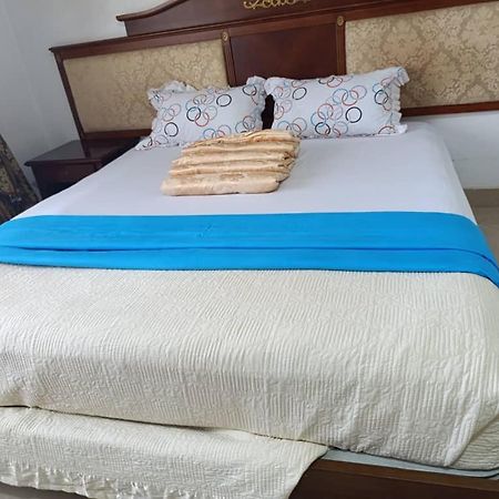 Santa Maria Hotel Энтеббе Экстерьер фото