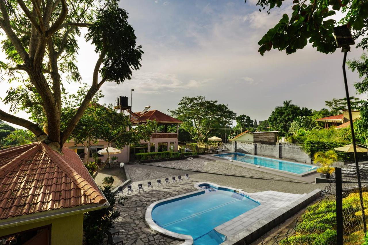 Santa Maria Hotel Энтеббе Экстерьер фото