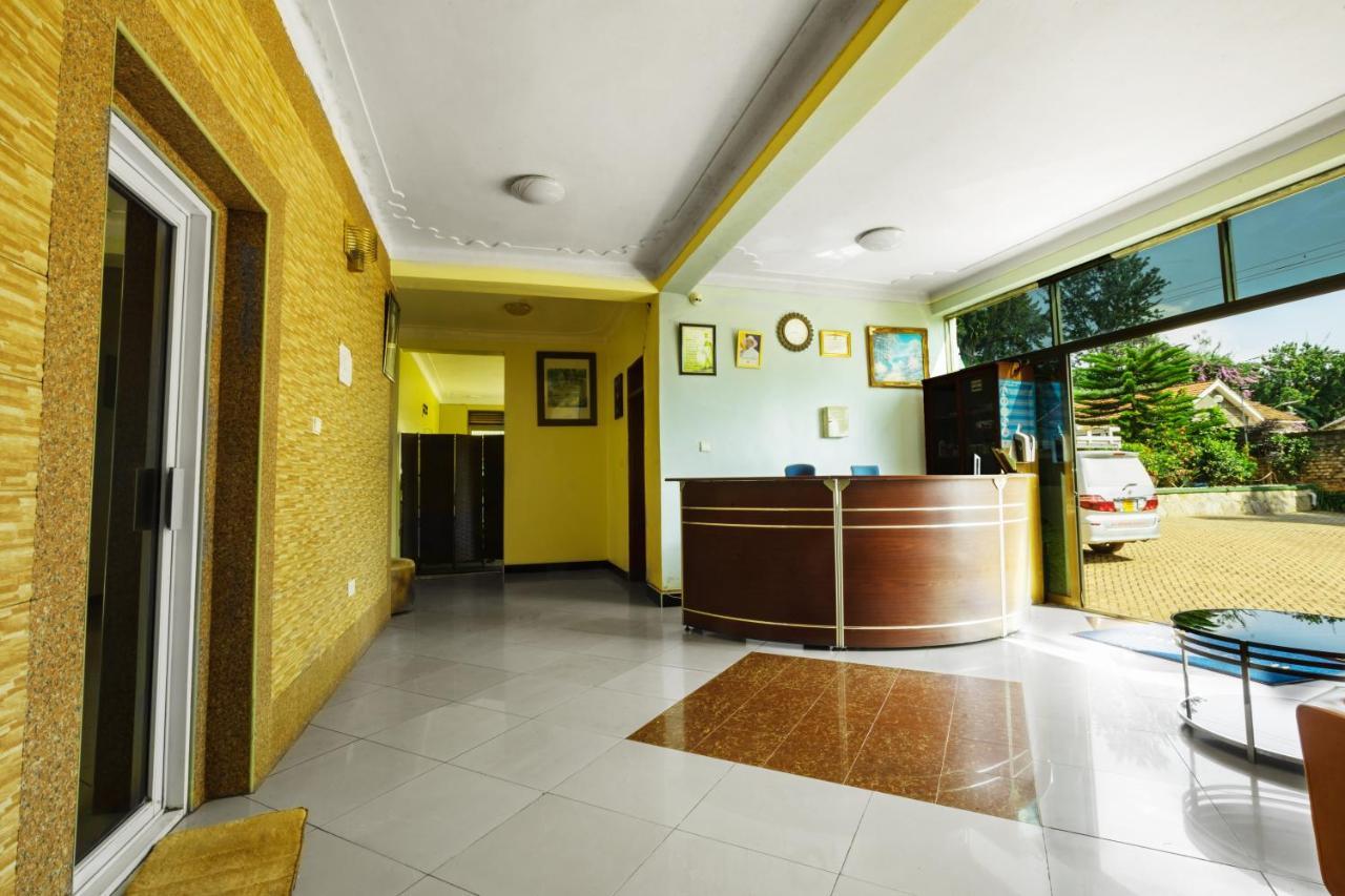 Santa Maria Hotel Энтеббе Экстерьер фото